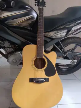 Gitar ibanez string.