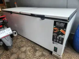 Freezer Gea 1200 L ( Likenew )