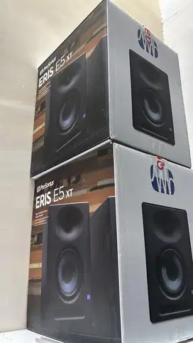 Speaker flat monitor presonus Eris E5XT sepasang