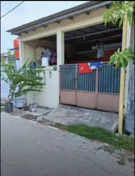 Jual Cepat over kredit bagi yang Butuh Rumah Tinggal