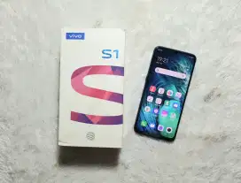 Vivo S1 4/128 Layar SUPER AMOLED