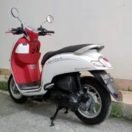 HONDA SCOOPY STYLISH TAHUN 2019 CASH / KREDIT MURAH DP MULAI 500 RB