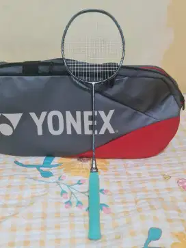 Preloved Yonex Voltrix Z Force 2