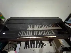 Keyboard Yamaha Electone HE-3F