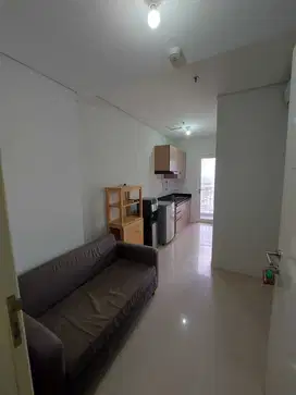 1BR Furnished Apartemen Madison Park - Mall Central Park