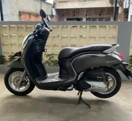 DIJUAL CEPAT! All New Scoopy Stylish 2022 Keyless Special Edition