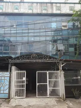 Disewakan Ruko 3,5 Lantai Di Roxy, Jakarta Pusat