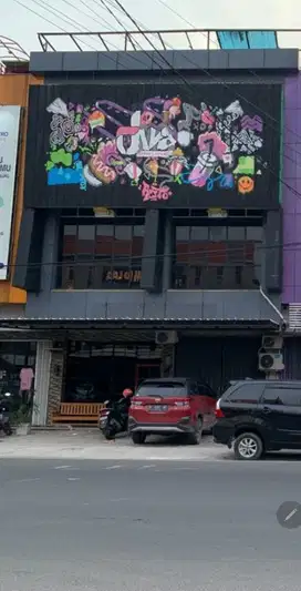 RUKO GANDENG 3.5 LANTAI AREA KOMERSIL