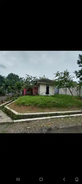 Dijual Rumah hitung tanah posisi Hook cluster ramai LT 109 mtr