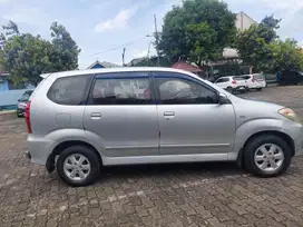 Toyota Avanza 2010 Bensin