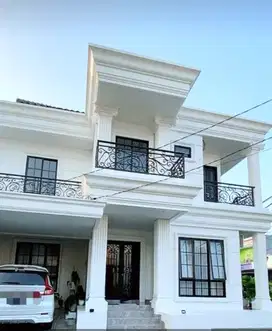 Rumah Mewah Full Furnish Siap Huni Hook di Pusat Kota Karawang