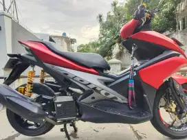 Jual motor aerox merah menyala