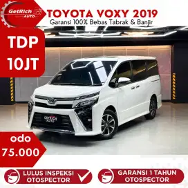 Low Km 70RB !!!Toyota VOXY  2019 KM Asli antik Servis Records