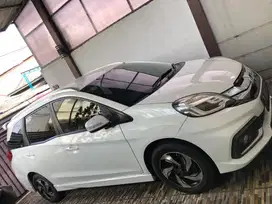 Honda Mobilio 2015 RS MT tangan pertama dari baru tinggal gas