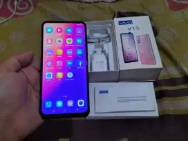 VIVO V15 RAM 8GB / 256GB 4G LTE 6.53in Finger Kamera Pop Up BUTUH UANG