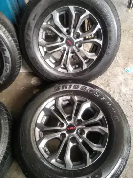 Velg Toyota Fortuner TRD R.17 ori