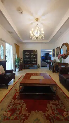 Rumah strategis Cipete, 500 m ke MRT, komp buntu, aman dan dpn taman