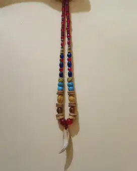 Kalung manik dayak