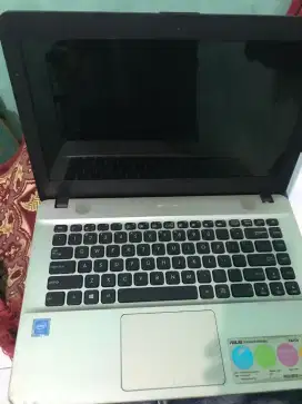 Laptop asus hdd 500