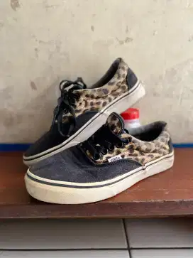 VANS loreng macan