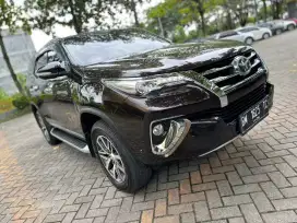 Fortuner VRZ Matic 2016 km 70 rb