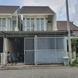 Rumah Pantai Mentari Surabaya