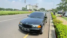 BMW E46 2000 Automatic Bensin Kondisi Terawat Siap Pakai