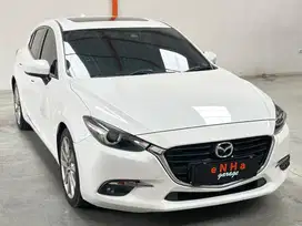 Km 38rb.. Mazda3 Hatchback Skyactiv 2.0 AT 2018.. eNHa garage Semarang