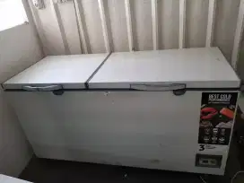Dijual Freezer GEA 607L (second)