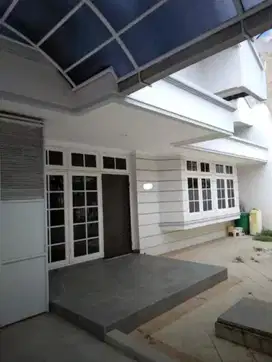 Manyar kertoadi 240m2. dkt kertajaya indah,pakuwon city