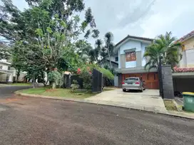 DIJUAL RUMAH MEWAH 2 LANTAI FULL FURNISH DI SENTUL CITY SSR513 A2