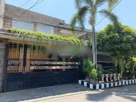 Hot Listing Rumah Mewah di Manyar Kartika ada Pool