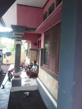 dikontrakkan rumah cantik di galiran klungkung