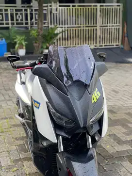 Yamaha xmax 250 putih