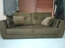 Jual sofa pemakaian baru 7 bulan