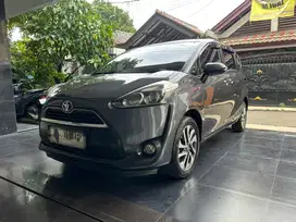 Toyota Sienta 2017 Cash Murah