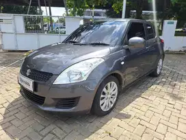 DP RENDAH - Suzuki Swift 1.4 GL Bensin-MT 2014