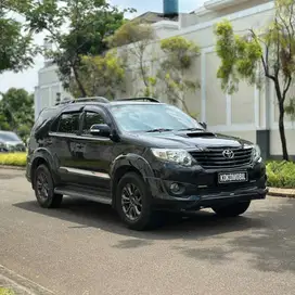 TOYOTA FORTUNER VNT TRD G 2.5 MT 2014