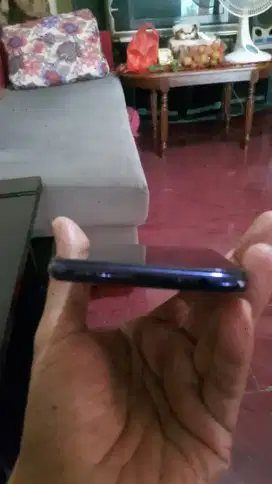 Handphone Oppo F9 Pro