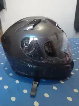 Helm KYT full face