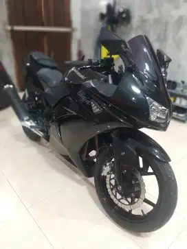 Ninja 250 R (Plat R - 2012, Edisi Terakhir)