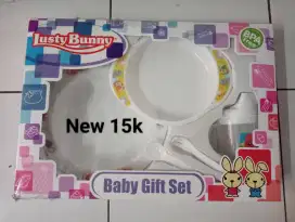 LustyBunny gift set perlengkapan makan