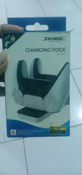 Charging dock ps 5 buat stick