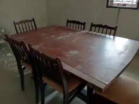 meja makan 6 kursi