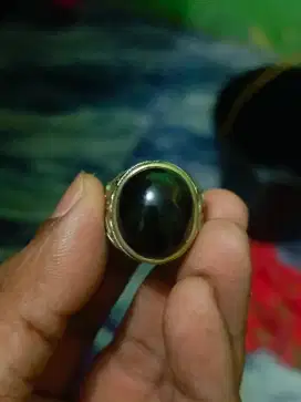 Cincin batu akik yaman wulung/kecubung api