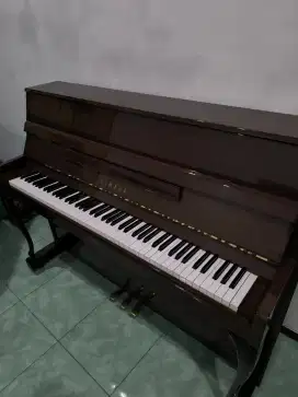 Jual piano Yamaha Lu 110T