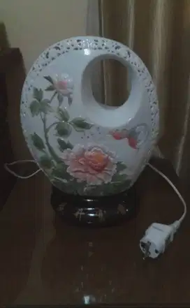 Lampu Keramik bentuk Telur dari China - Dekorasi Meja