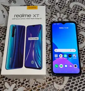 Handphone bekas Realme XT 8/128