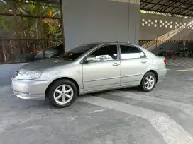 Mobil Toyota Altis Sedan