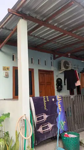 RUMAH DI KONTRAKAN RUMAH 2 KAMAR DEKAT JALAN KABUPATEN SLEMAN JK13096